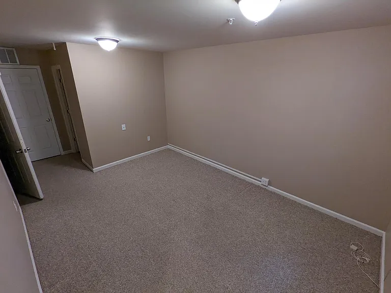 46358 Hobbs Sq — Photo 17