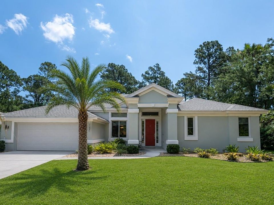 1st image of 132 Bottlebrush Dr