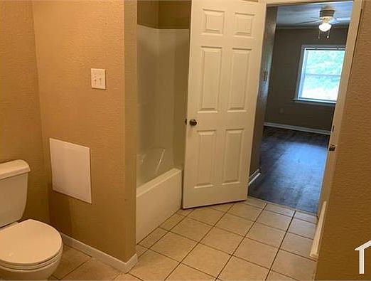 2nd image of 7611 County Road 2193 APT 9