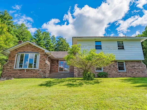 36 Deerfield Drive, Montpelier, VT 05602