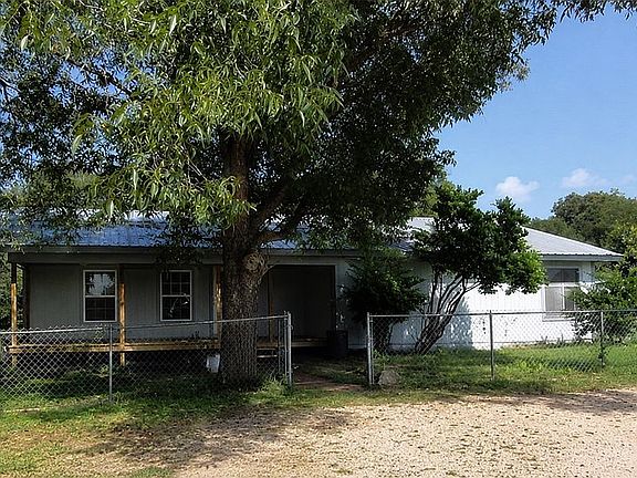 2nd image of 703 Poplar St