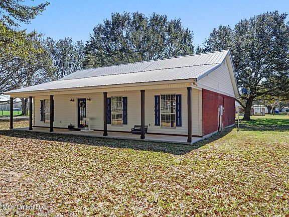 3rd image of 3282 Dean Nursery Rd