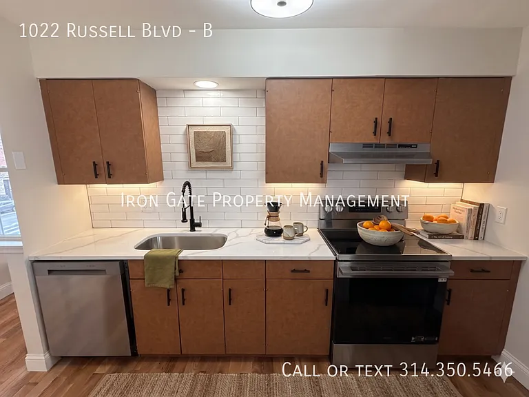 1022 Russell Blvd #B — Photo 9