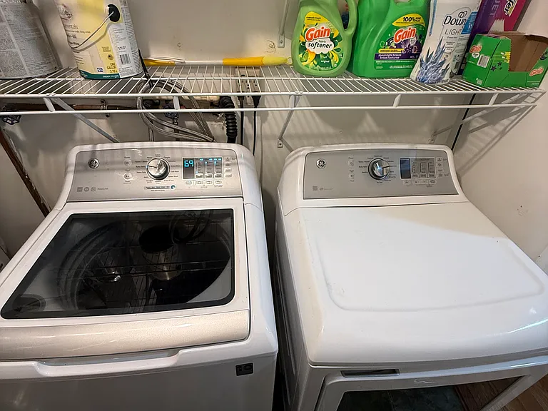 12 Nicholas Ct #12 — Photo 17