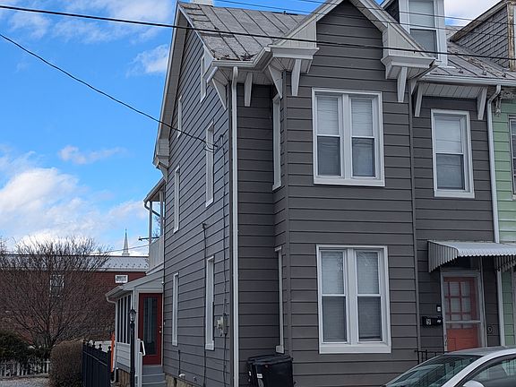 2nd image of 9 E Simpson St
