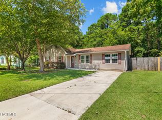 537 Oci Dr, Jacksonville, NC 28540