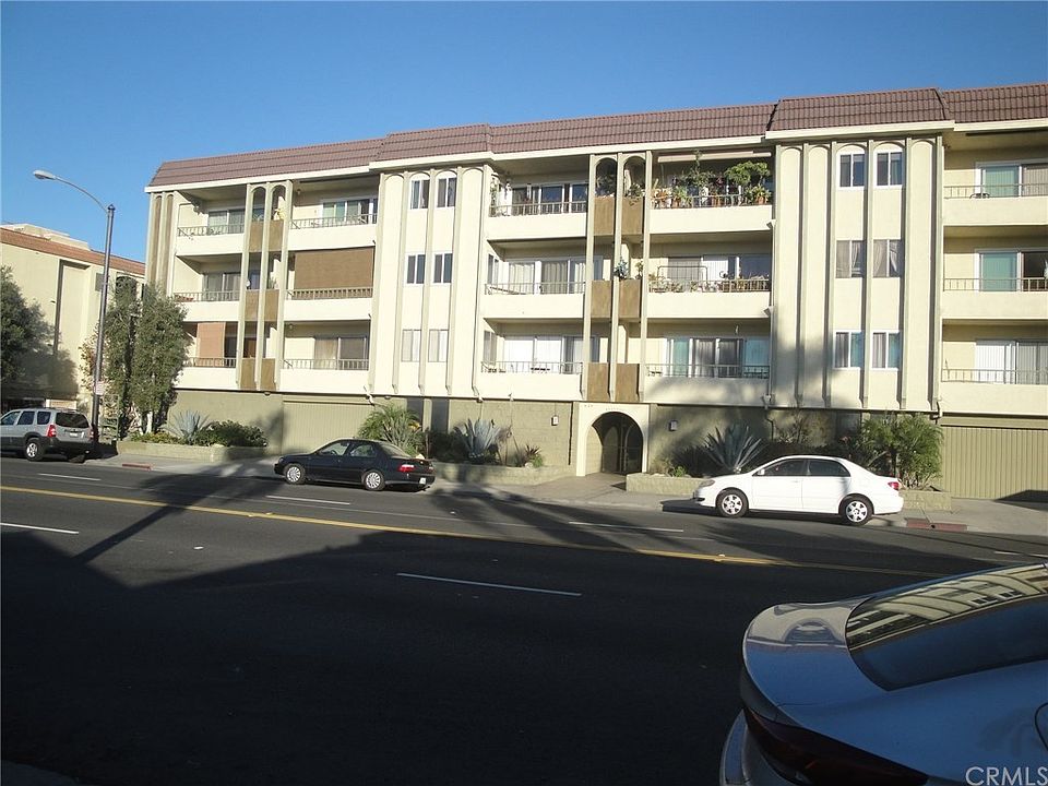 1st image of 420 Redondo Ave Unit 211