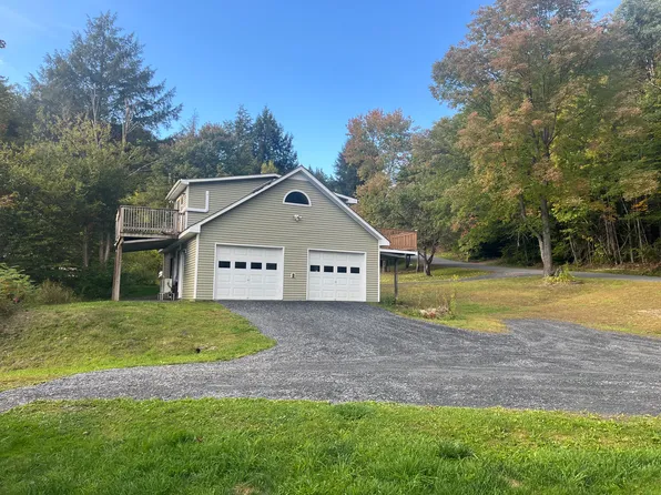 85 Smith Hill Rd #B, Northfield, VT 05663