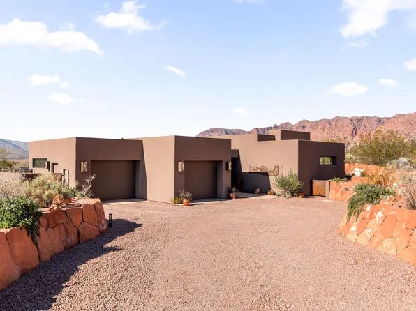 723 N Yucca Ct, Ivins, UT 84738