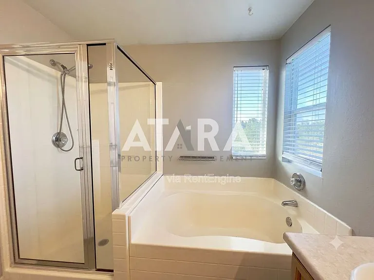 10912 S Poplar Brook Pl — Photo 19