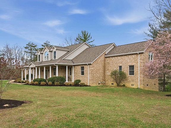 3rd image of 2925 New Ridge Rd