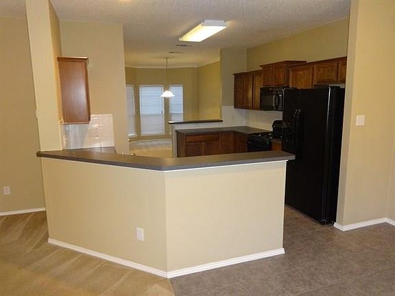 5th image of 5602 San Marino Dr