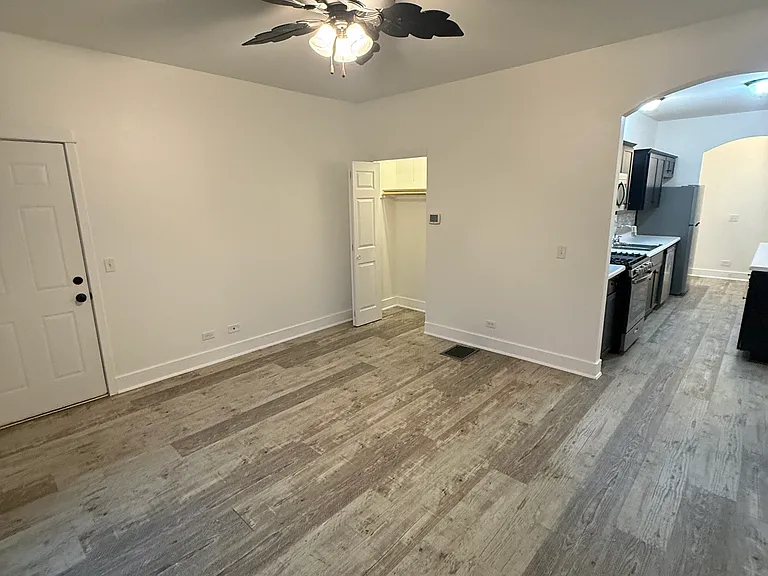 465 Saint Charles St — Photo 9