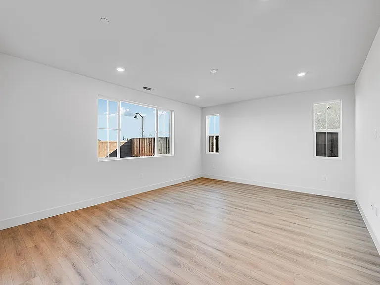 5512 Ironwood Ave — Photo 4