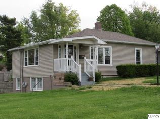 1705 Jackson St, Quincy, IL 62301