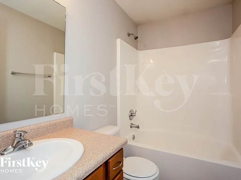 15515 Sibley Ln — Photo 13