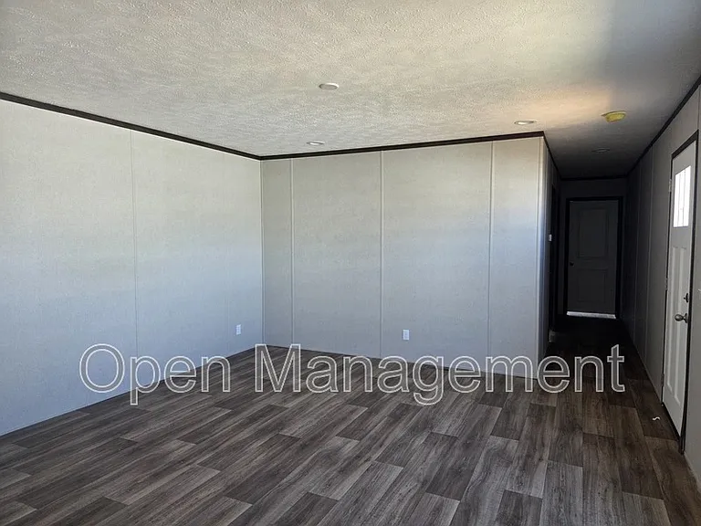 3300 Voight Blvd #424 — Photo 5