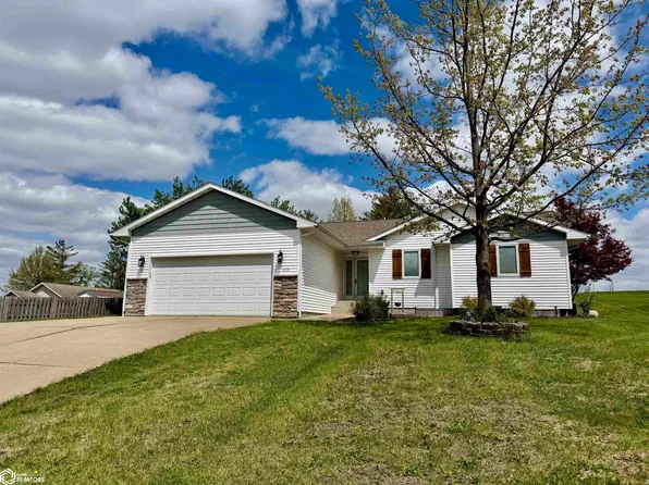605 Fairview Dr, Oskaloosa, IA 52577