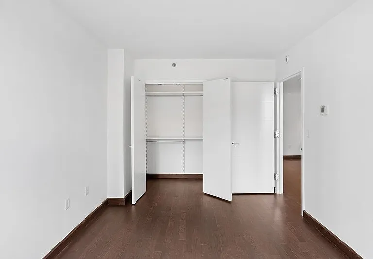138 E 12th St #7M — Photo 8