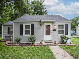 8205 Locust St, Kansas City, MO 64131