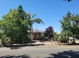 135 E Cortland Ave, Fresno, CA