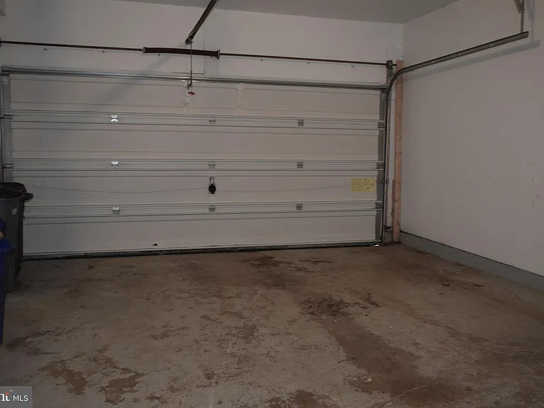 8819 Blue Royale Ln — Photo 42