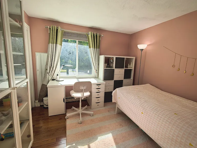 Bedroom-2