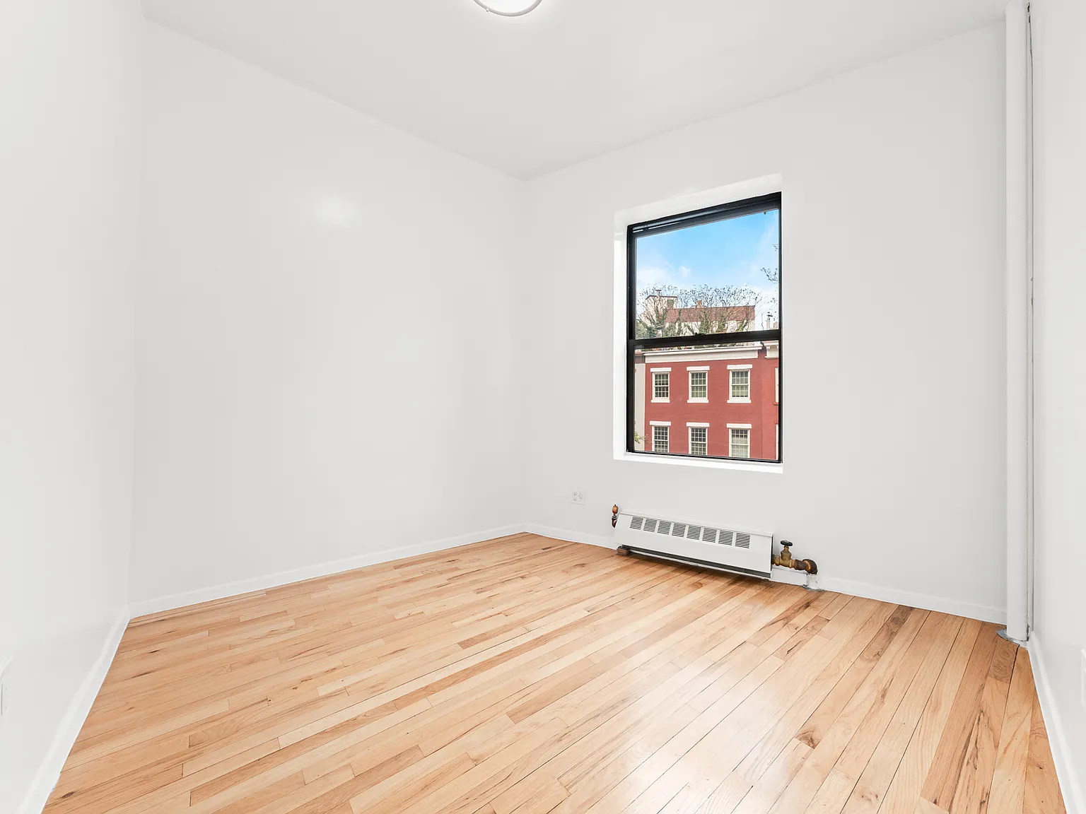 235 West 12th Street — Photo 3