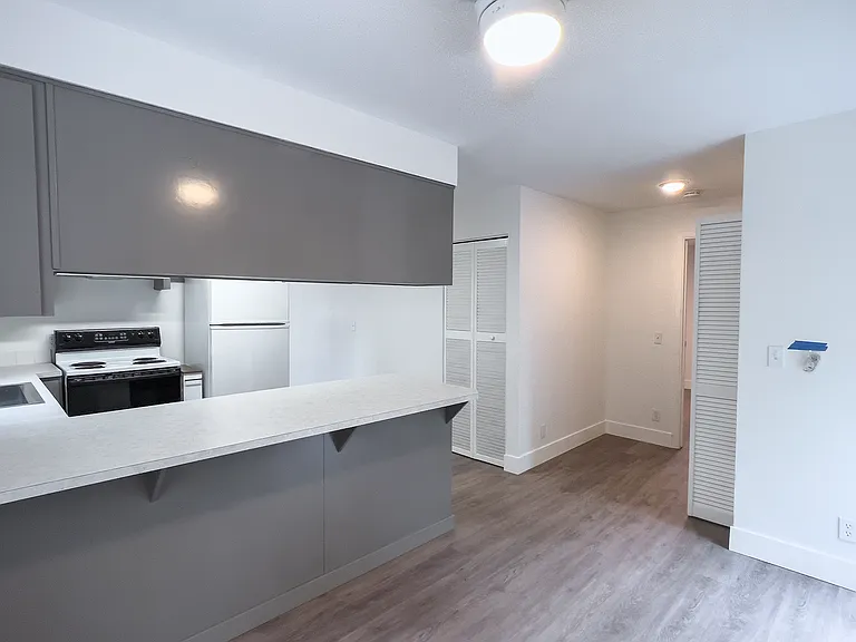 3914 SE 13th Ave — Photo 10