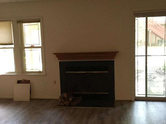  woodburning fireplace 