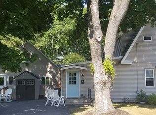 31 Hall Ave, Saco, ME 04072