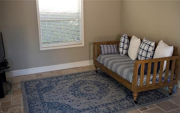 3rd image of 9941 Clear Lake Cir