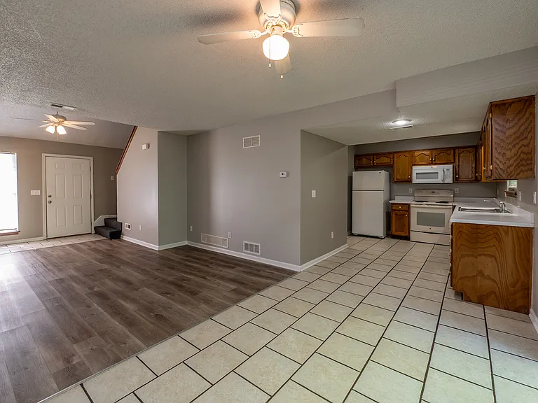 8906 NE 73rd Ct #8906 — Photo 14