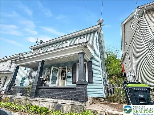 123B Jamestown St Photo 1