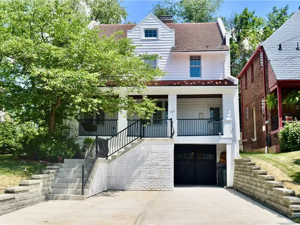 205 Hazel Dr, Pittsburgh, PA 15228