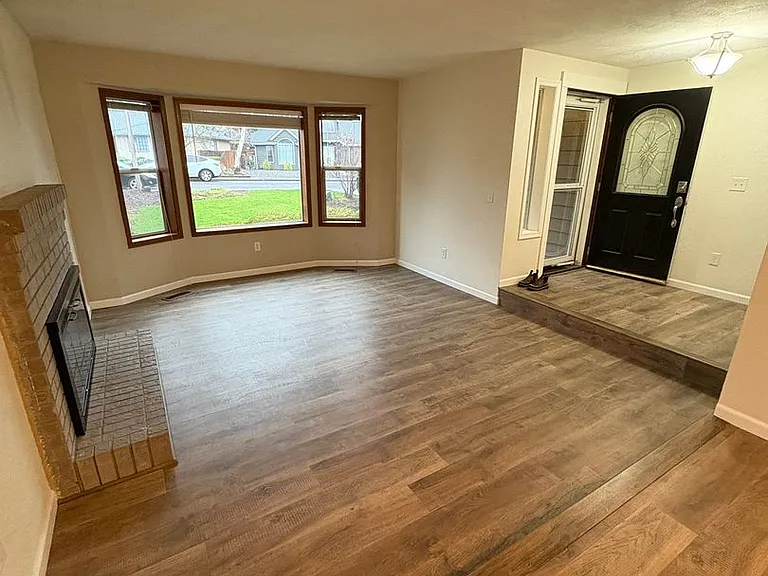 3079 Sycamore Way — Photo 2