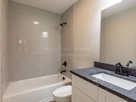 4th image of 400 Gallery Ln #B-5