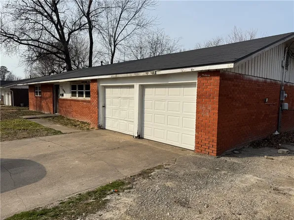 2192 McRay Ave, Springdale, AR 72762