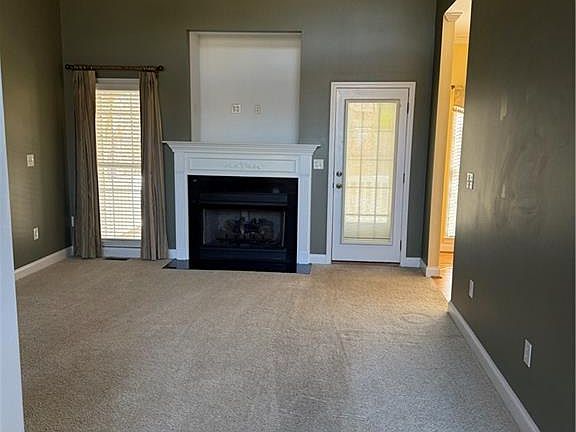 2nd image of 7090 Blue Springs St