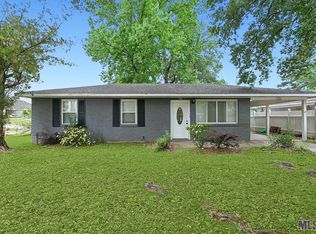 144 Hickory St, Denham Springs, LA 70726