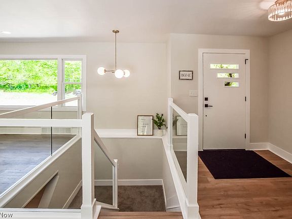 3rd image of 3302 N Martadale Dr