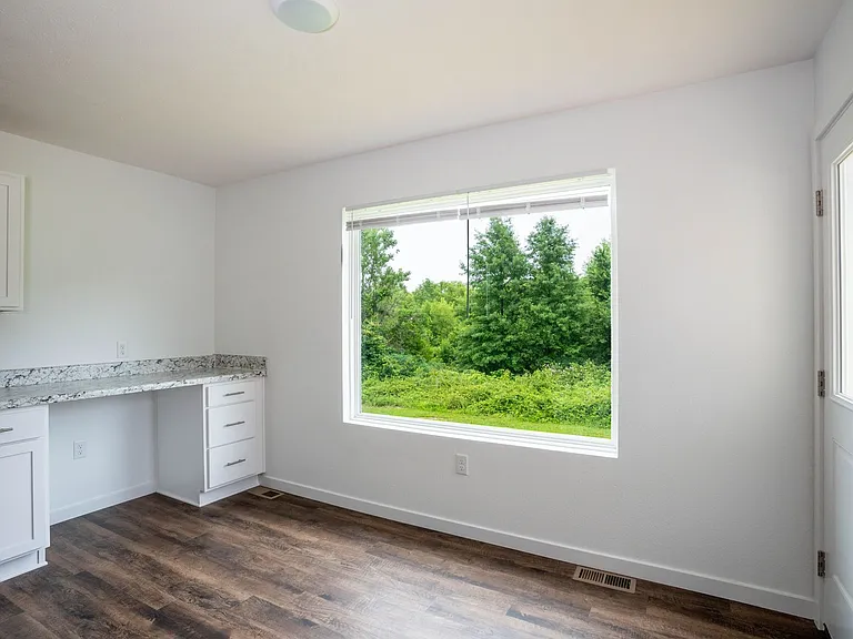 2120 Durango Dr — Photo 5