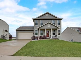 201 Ridgeline Dr, Columbus, WI 53925