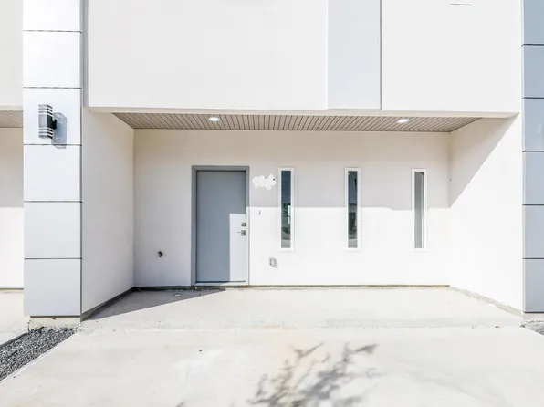 1011 Emerald Valley Dr Suite 25D, Laredo, TX 78043