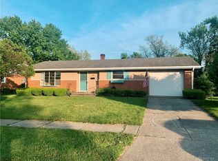 193 Kiser Dr, Tipp City, OH 45371