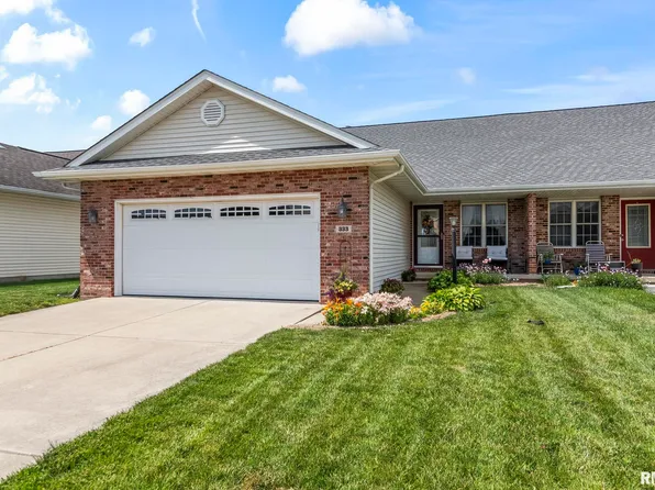 333 Butler Ln, Chatham, IL 62629