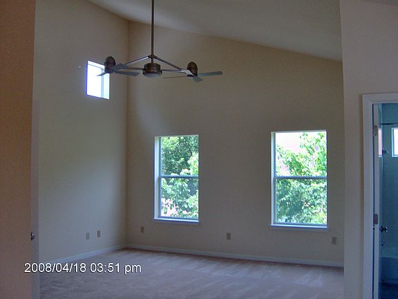 Master w/double ceiling fan