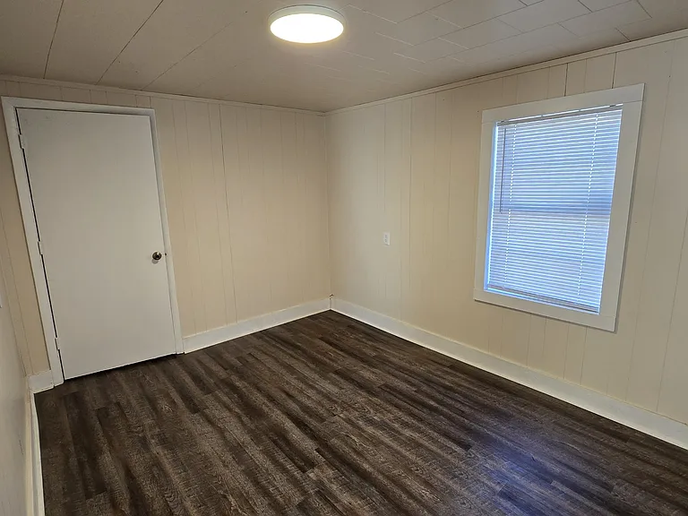 200 Mill Ave — Photo 12