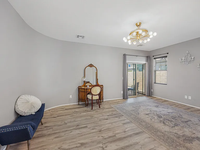 736 E Gold Dust Way — Photo 18