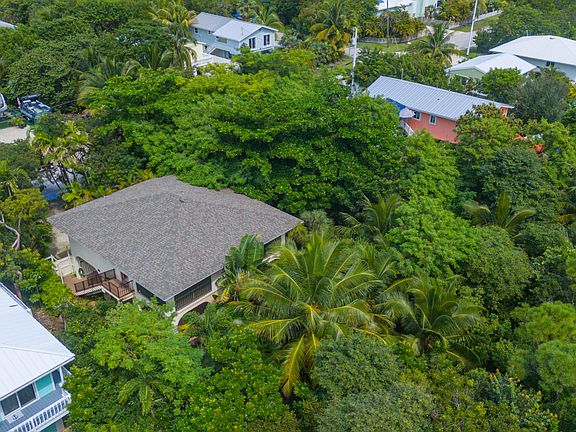 5th image of 29850 Journeys End Rd